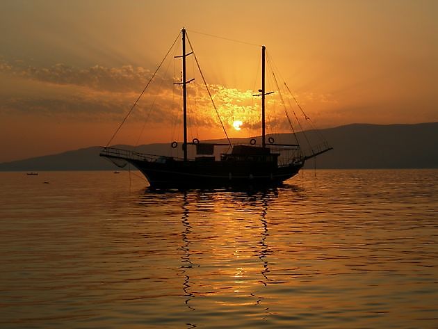 Gulet cruises and yacht charter - Turkey Charter Yachts